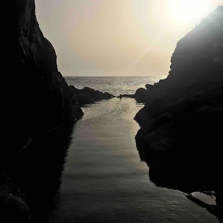 아파트 Wonderful Sea Views El Pris