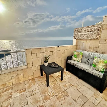 Sea Views *