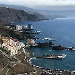 Wonderful Sea Views * El Pris